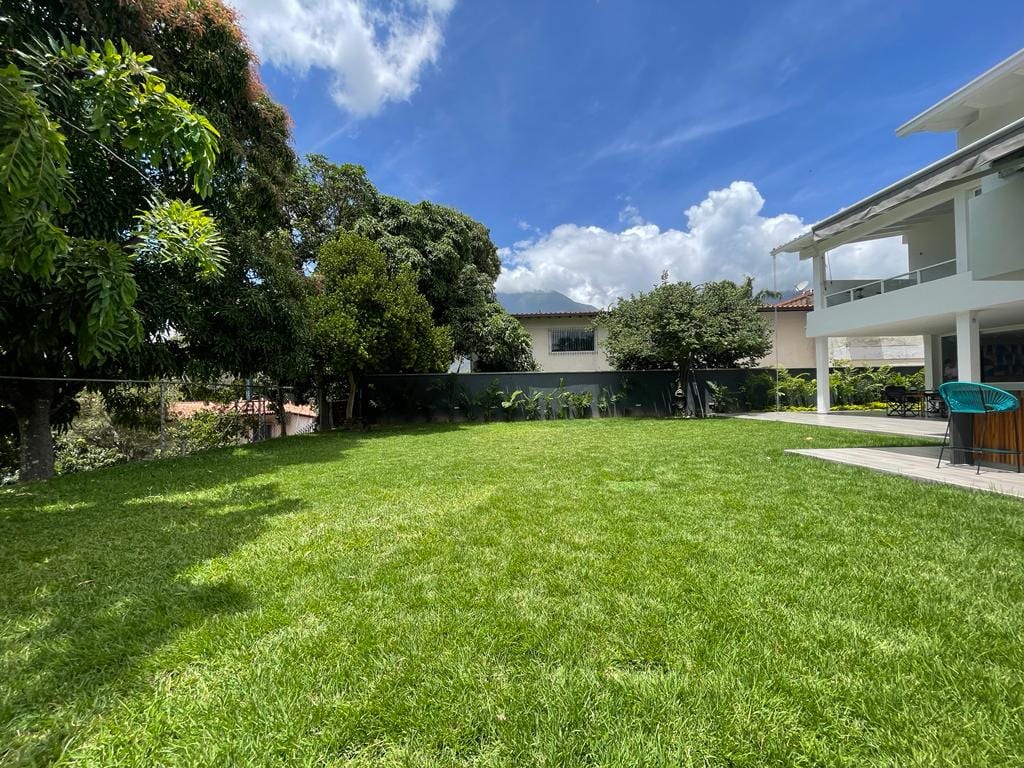 Casa en venta de 4 hab. y 450 m² en Caurimare, Caracas · Ref. CV2297