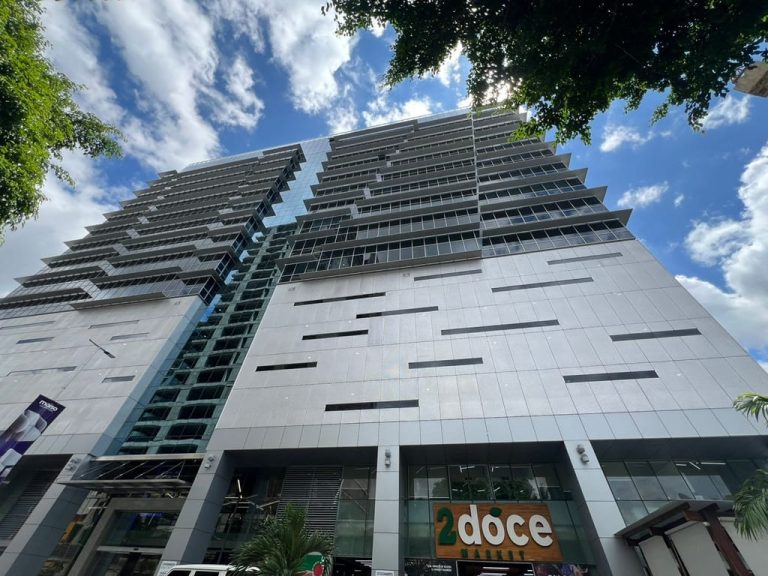 Oficina de 48 m² en Las Mercedes, Caracas