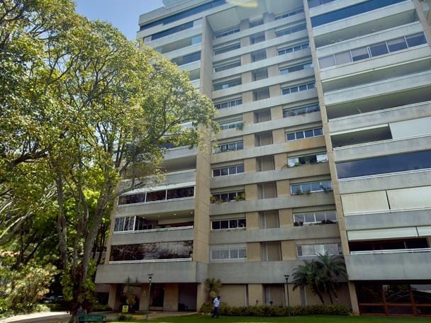 Apartamento en venta de 3 hab. y 228 m² en La Castellana, Caracas