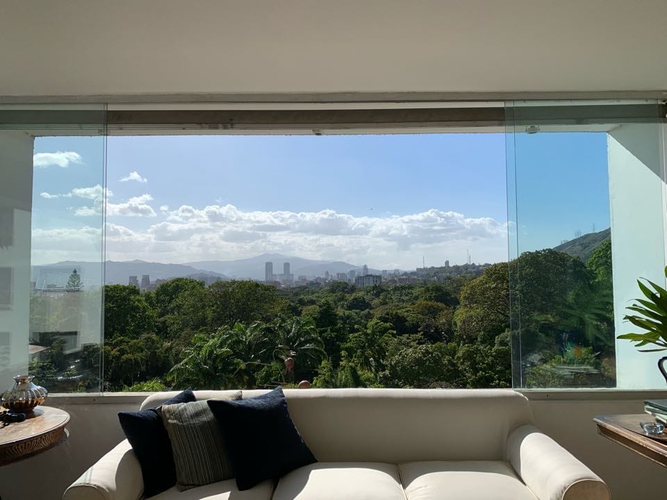 Apartamento en venta de 5 hab. y 444 m² en La Castellana, Caracas