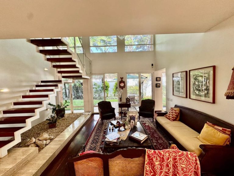 Casa de 7 habitaciones y 600 m² en La Floresta, Caracas