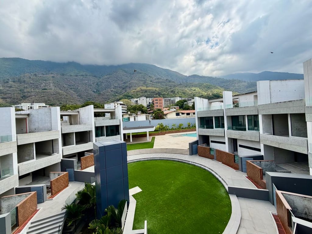 Casa en venta de 4 hab. y 720 m² en Sebucán, Caracas