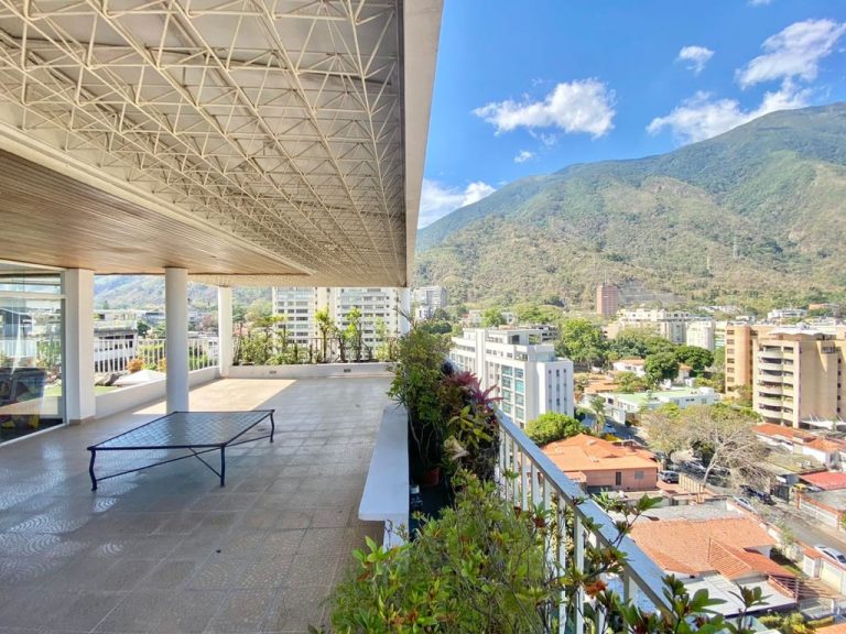 Apartamento de 5 habitaciones y 1.368 m² en Altamira, Caracas
