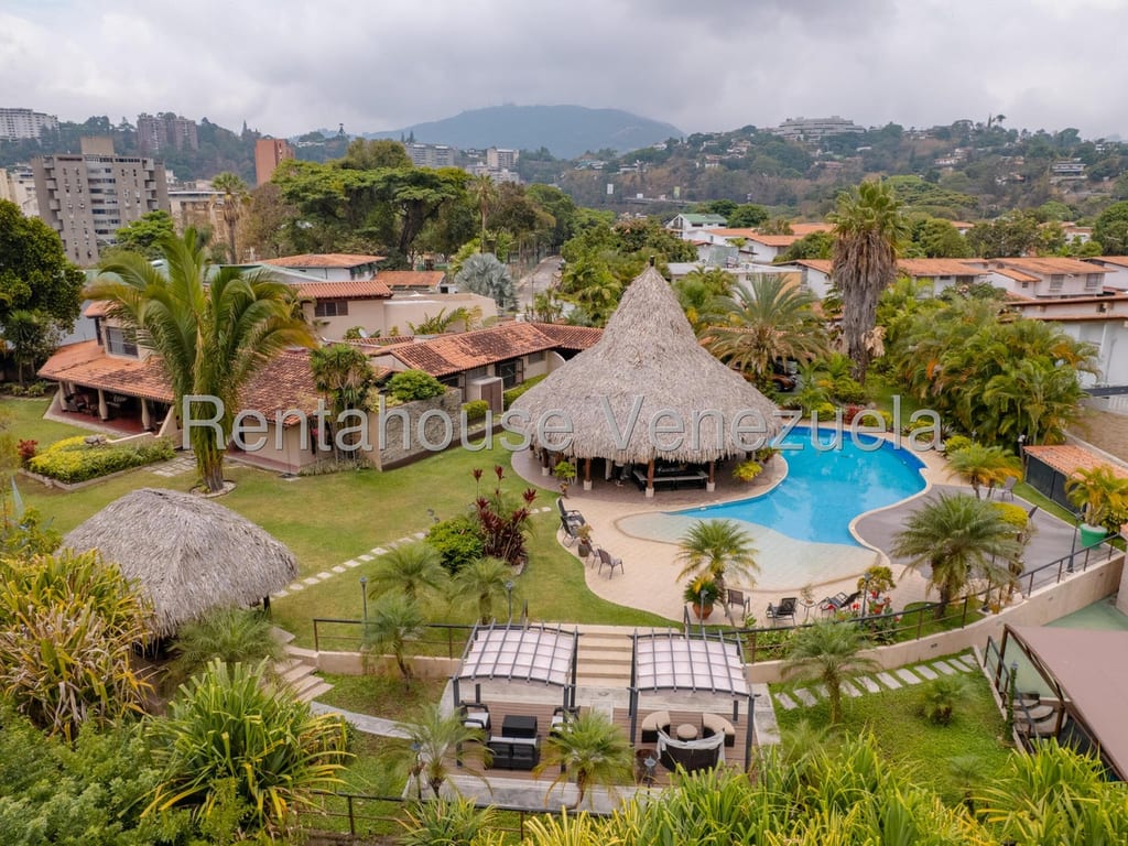 Casa en venta de 6 hab. y 1.200 m² en Terrazas del Club Hipico, Caracas