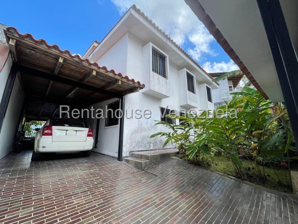 Casa en venta de 4 hab. y 283 m² en Los Naranjos del Cafetal, Caracas