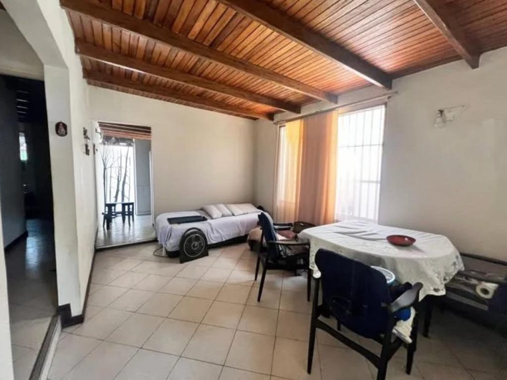Casa en venta de 2 hab. y 170 m² en Bello Monte, Caracas
