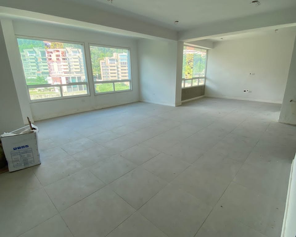 Apartamento en venta de 1 hab. y 210 m² en La Tahona, Caracas