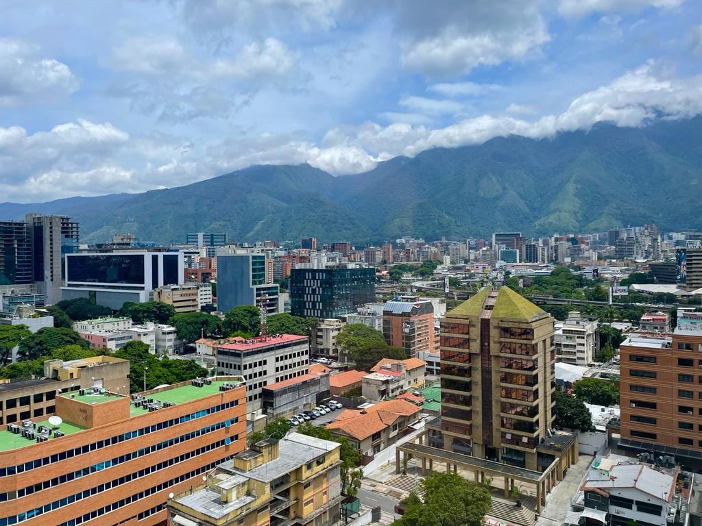 Oficina en venta de 125 m² en Las Mercedes, Caracas