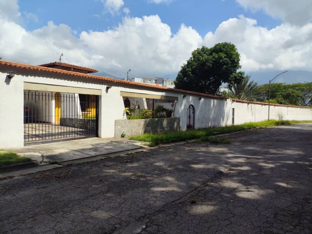 Casa en venta de 5 hab. y 494 m² en Macaracuay, Caracas