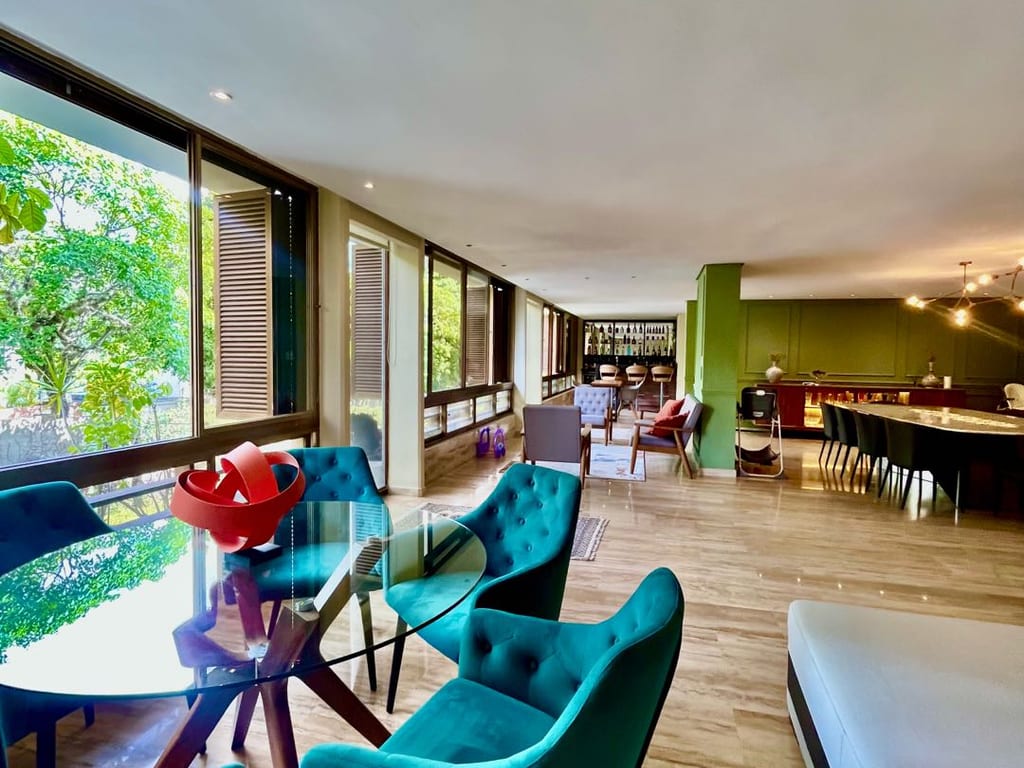Apartamento en venta de 4 hab. y 382 m² en La Lagunita, Caracas