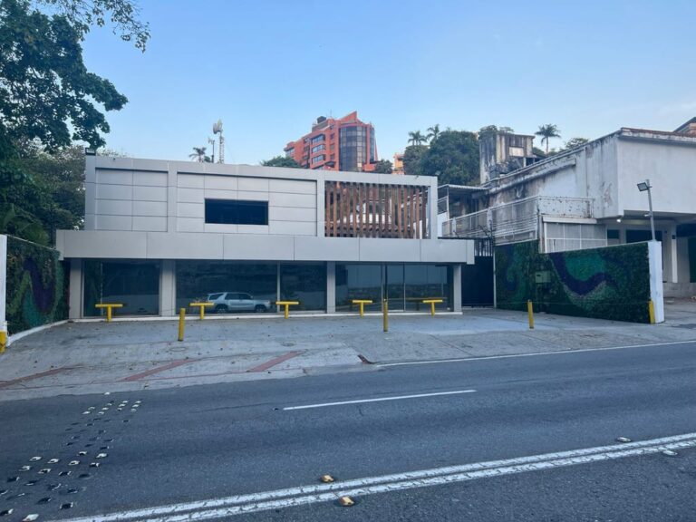 Casa en venta de 1.006 m² en Chuao, Caracas