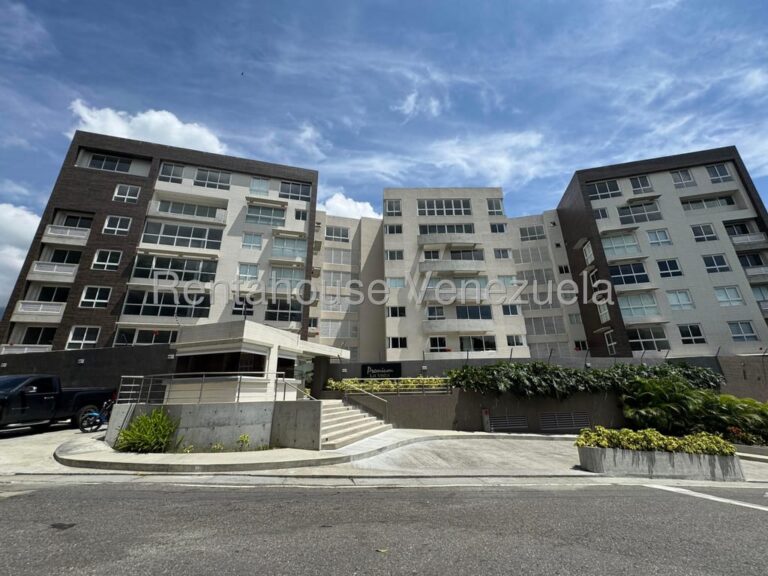 Apartamento en venta de 2 hab. y 124 m² en Las Mercedes, Caracas