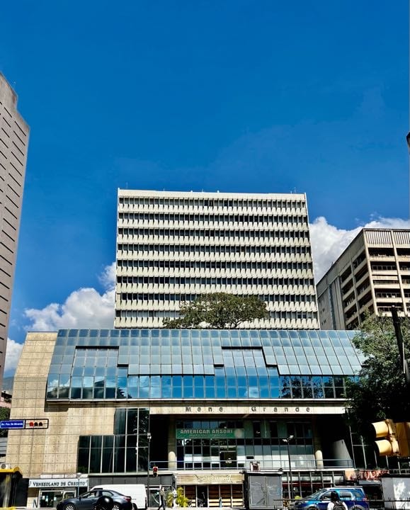Oficina en alquiler de 243 m² en Altamira, Caracas