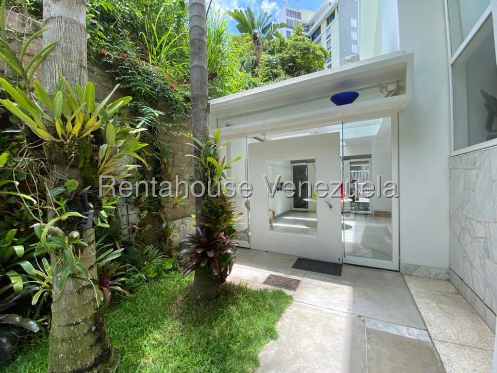 Casa en venta de 5 hab. y 450 m² en San Román, Caracas