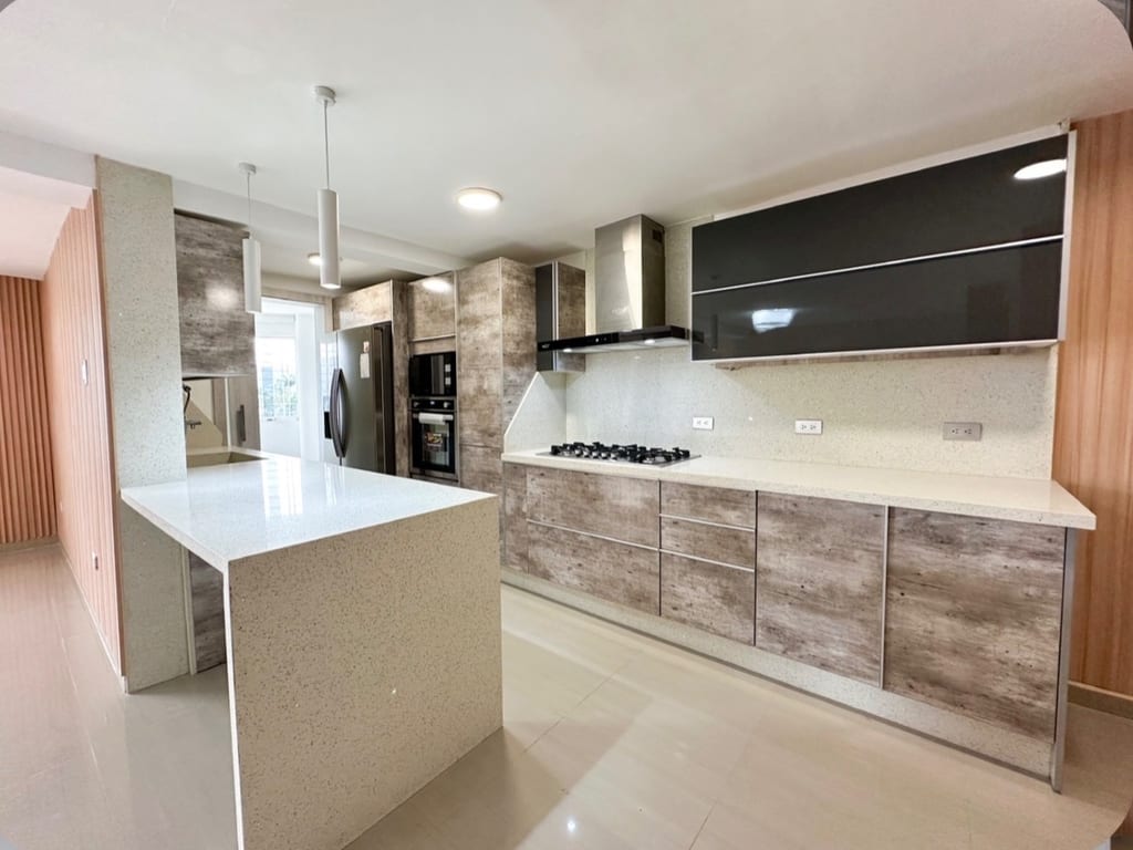 Apartamento en Residencias Cumbres de San Diego, San Diego