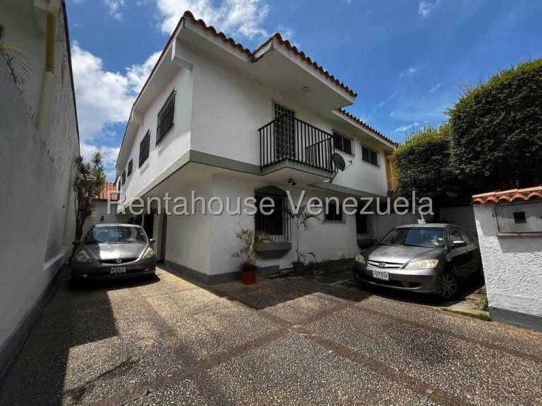 Casa de 386 m² con 3 habitaciones en Terrazas del Club Hipico, Caracas