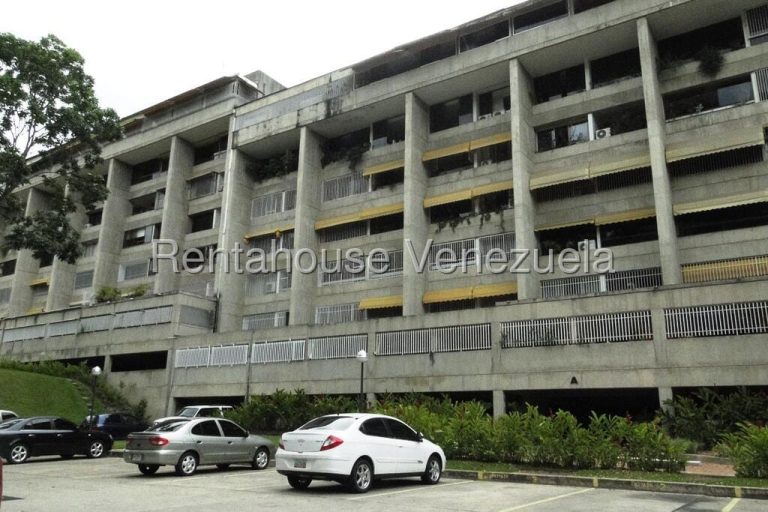 Apartamento en venta de 4 hab. y 210 m² en El Cafetal, Caracas