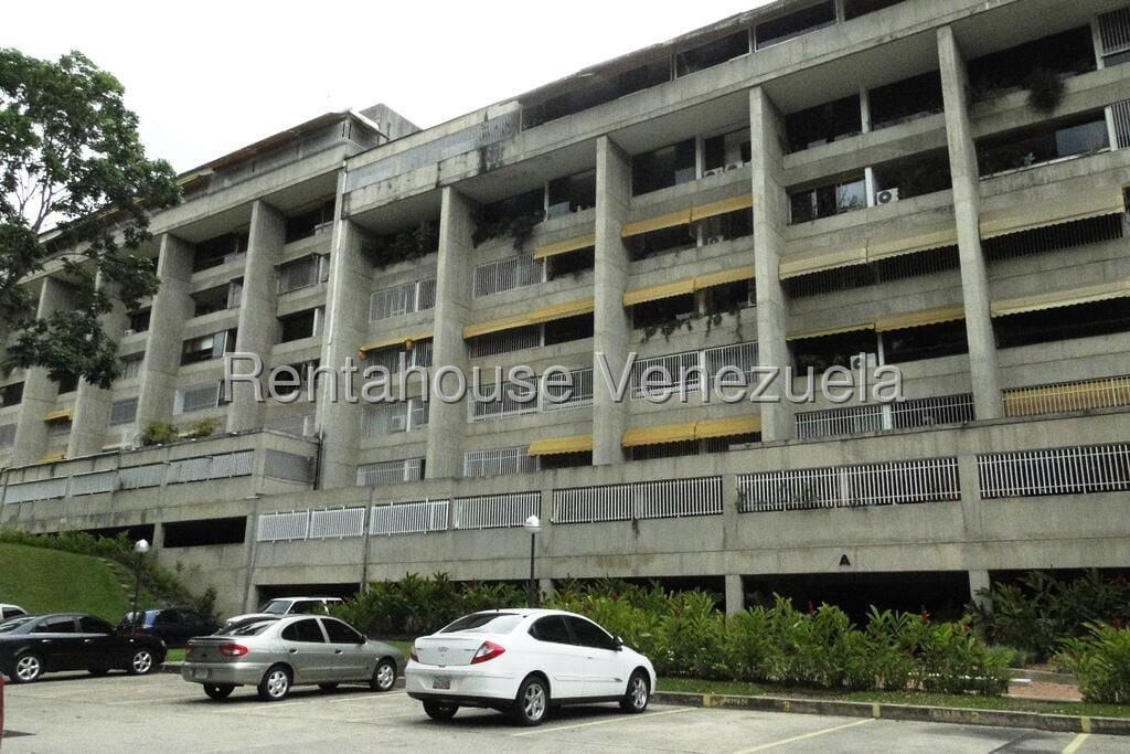 Apartamento en venta de 4 hab. y 210 m² en El Cafetal, Caracas