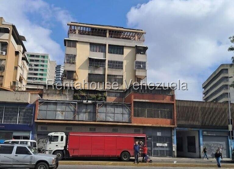 Apartamento en San Martín, Caracas