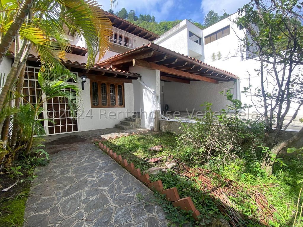 Casa en venta de 4 hab. y 644 m² en Prados Del Este, Caracas