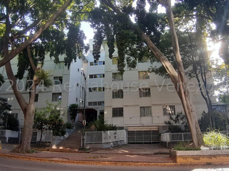 Apartamento de 223 m² con 3 habitaciones en El Marqués, Caracas
