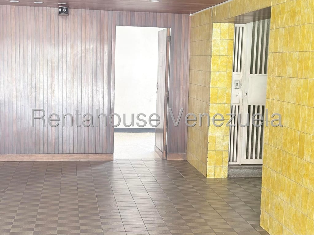 Apartamento en venta de 3 hab. y 113 m² en El Marqués, Caracas