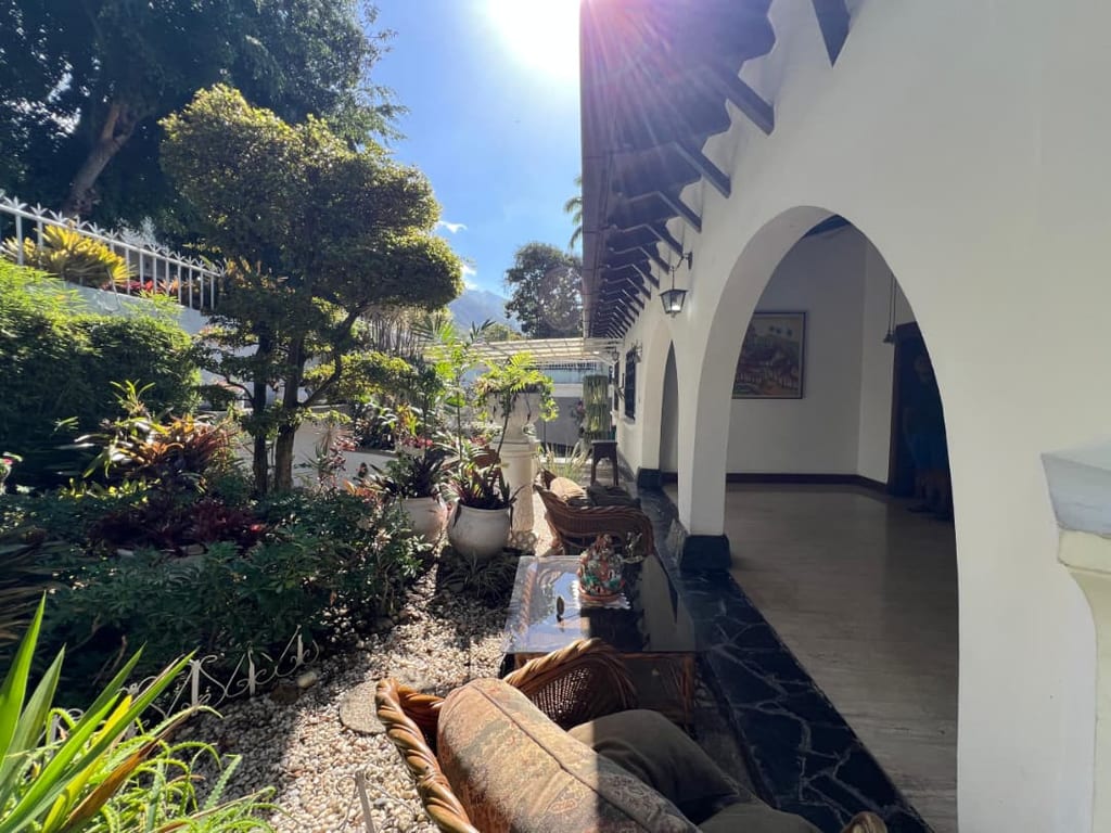 Casa en venta de 5 hab. y 737 m² en Altamira, Caracas
