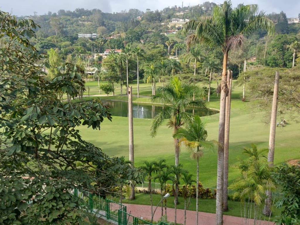 Casa en alquiler de 5 hab. y 950 m² en La Lagunita, Caracas