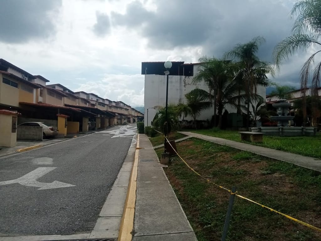 Casa en venta de 4 hab. y 190 m² en Guatire, Guatire