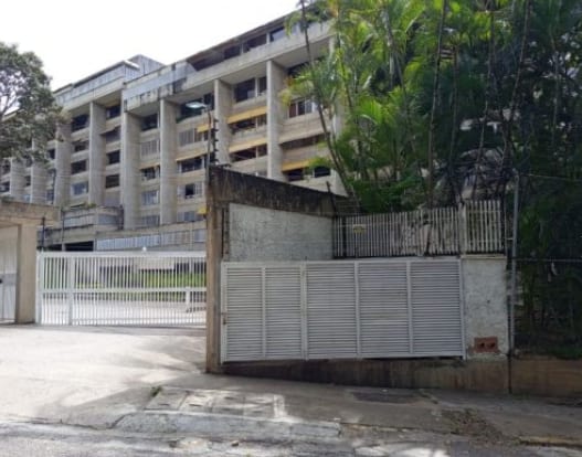 Apartamento en venta de 3 hab. y 180 m² en El Cafetal, Caracas