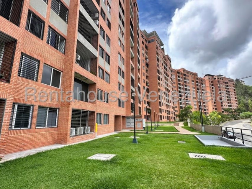 Apartamento en alquiler de 3 hab. y 103 m² en Colinas de La Tahona, Caracas