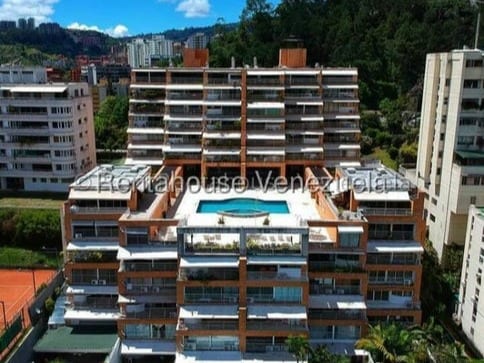Apartamento en alquiler de 2 hab. y 77 m² en Los Samanes, Caracas