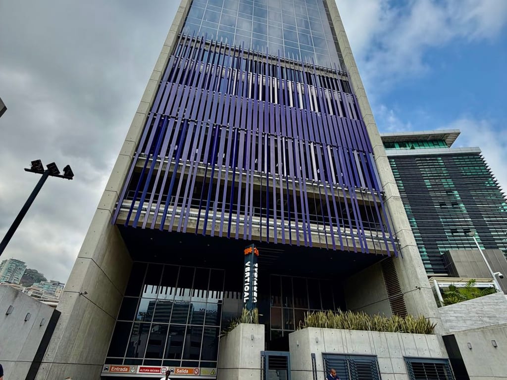 Oficina en venta de 175 m² en Las Mercedes, Caracas