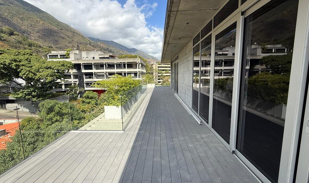 Apartamento en venta de 4 hab. y 690 m² en Altamira, Caracas