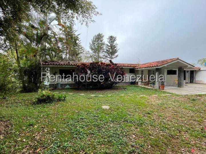 Casa en venta de 7 hab. y 430 m² en Los Guayabitos, Caracas