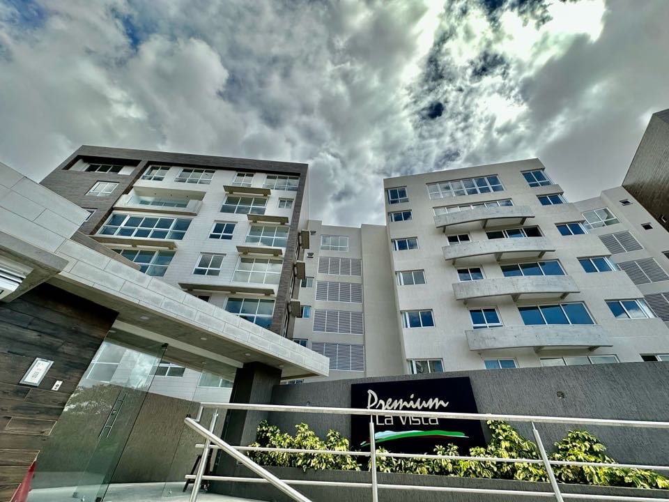 Apartamento en venta de 4 hab. y 266 m² en Chulavista, Caracas · Ref. CV5595