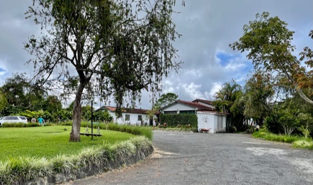 Terreno en Los Guayabitos, Caracas