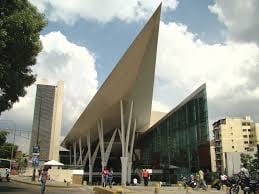 Local comercial en venta de 48 m² en Los Dos Caminos, Caracas