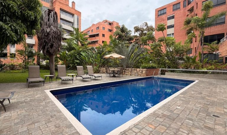 Apartamento de 110,5 m² con 2 habitaciones en Campo Alegre, Caracas