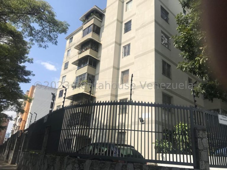 Apartamento en venta de 3 hab. y 208 m² en El Marqués, Caracas