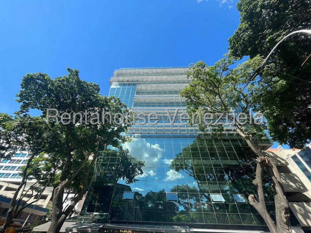 Oficina en alquiler de 629 m² en Las Mercedes, Caracas