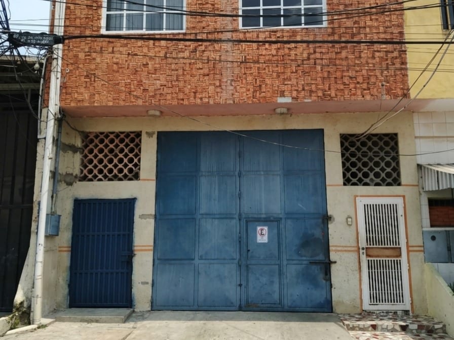 Local comercial en Calle Bella Vista, Cerca De La Av. Bolívar, Puerto La Cruz