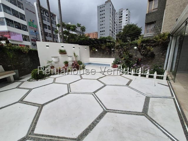 Apartamento en alquiler de 4 hab. y 167 m² en La Boyera, Caracas
