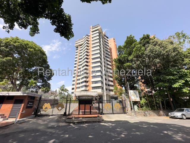 Apartamento en alquiler de 3 hab. y 140 m² en Santa Rosa De Lima, Caracas