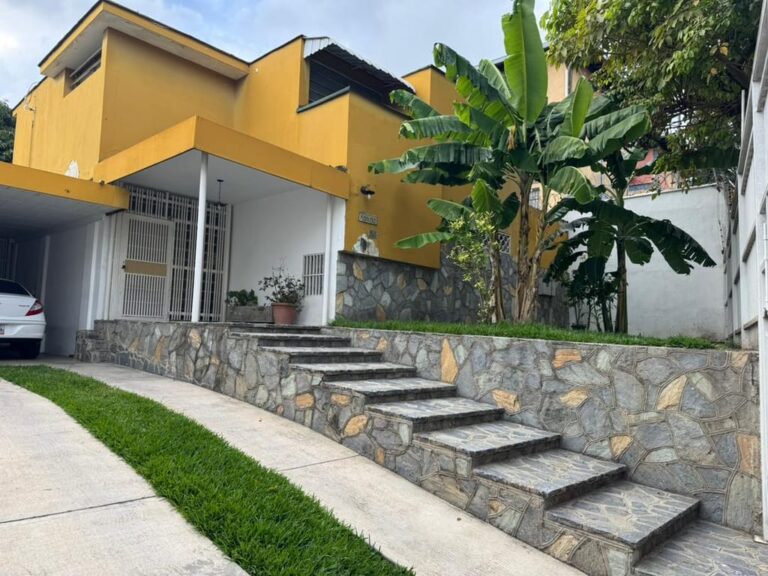 Casa en venta de 3 hab. y 360 m² en Las Acacias, Caracas