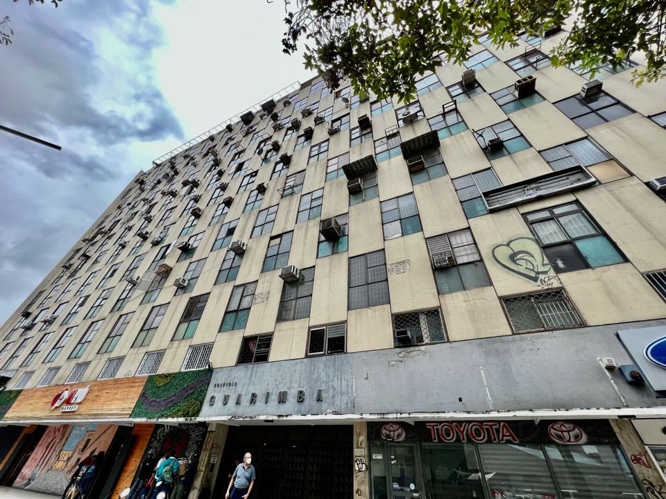 Oficina en La Carlota, Caracas