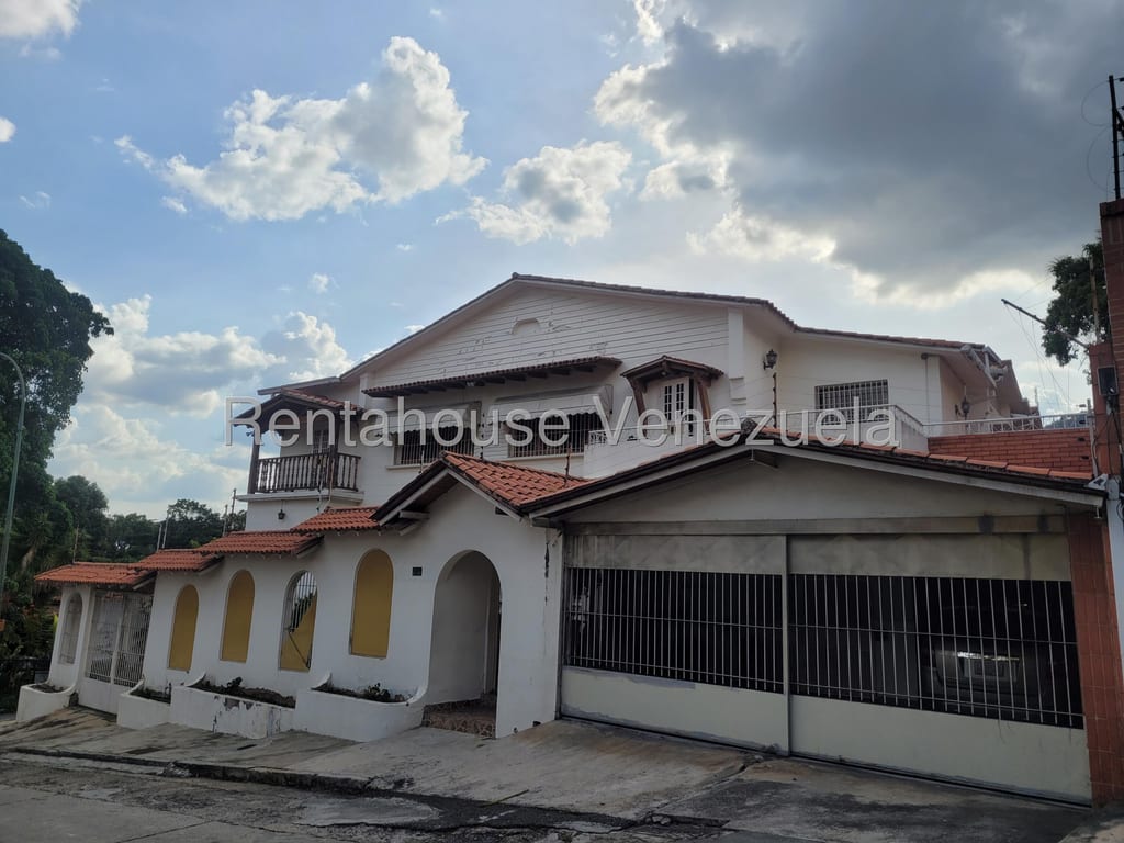 Casa en venta de 5 hab. y 478 m² en Alta Florida, Caracas