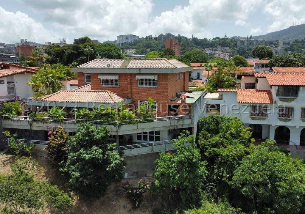 Casa en venta de 6 hab. y 822 m² en Terrazas del Club Hipico, Caracas