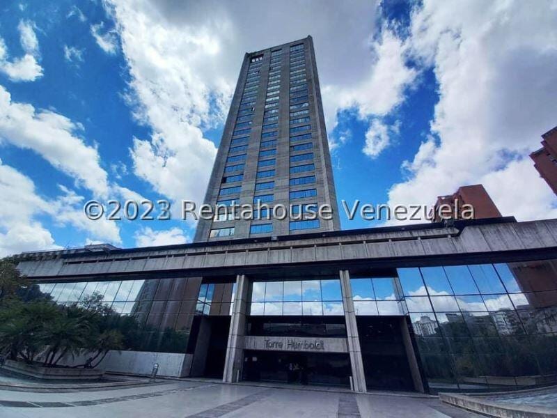 Oficina en alquiler de 1.332 m² en Prados del Este, Caracas