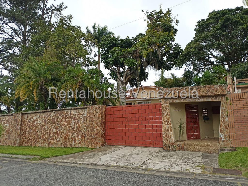 Casa en venta de 5 hab. y 310 m² en Monte Elena, Caracas